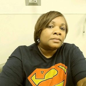 Meet your Posher, Lorraine